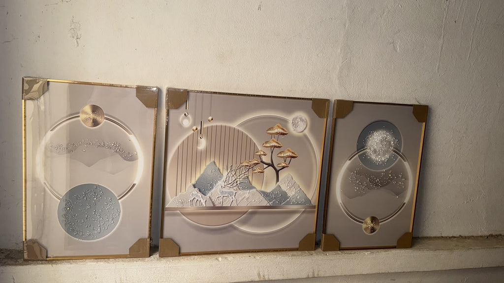 3 tableaux décoratifs en enluminieume