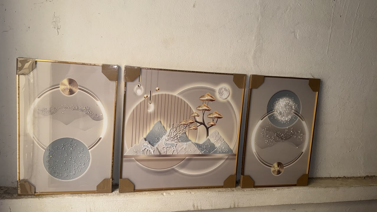 3 tableaux décoratifs en enluminieume