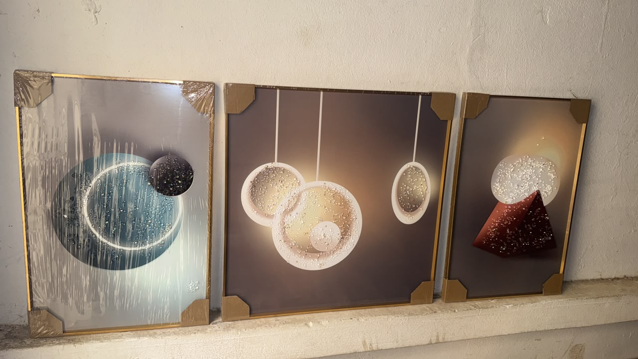3 tableaux décoratifs en enluminieume