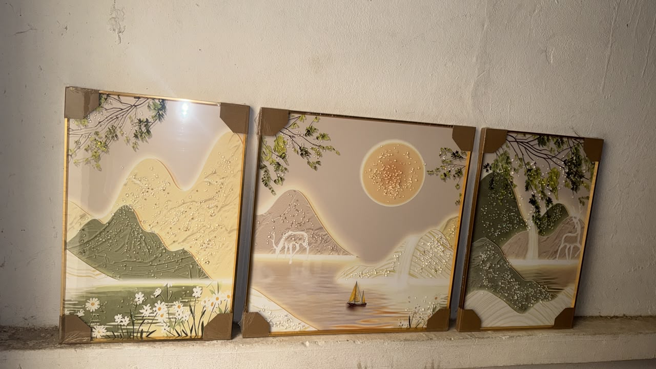 3 tableaux décoratifs en enluminieume