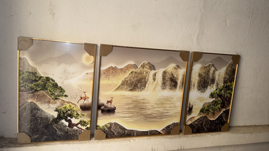 3 tableaux décoratifs en enluminieume
