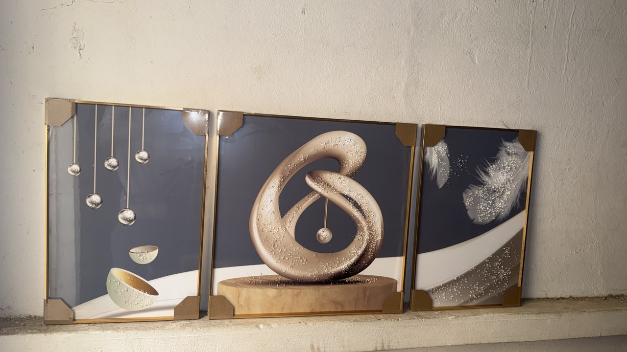 3 tableaux décoratifs en enluminieume